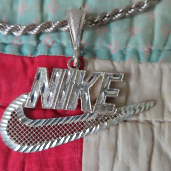 nike swoosh retro sterling necklace pendant 82g